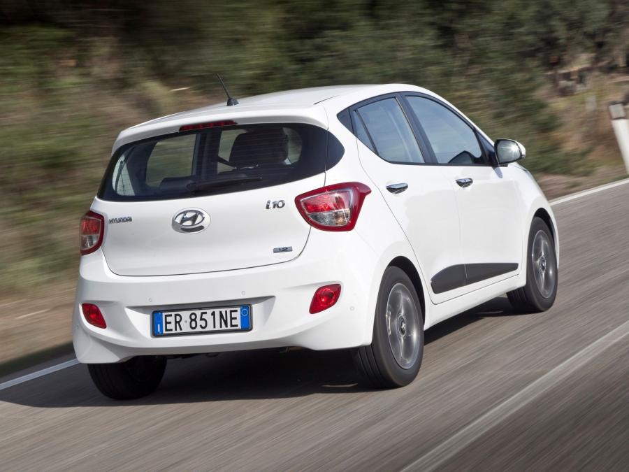  Hyundai i10 2013 года  (фото 6 из 30)
